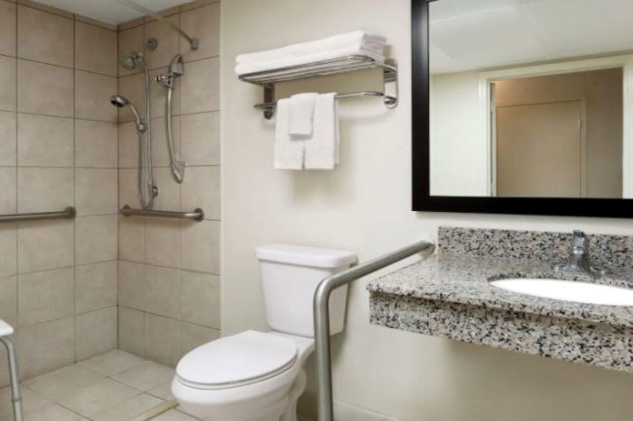 Baymont By Wyndham Florence Cincinnati מראה חיצוני תמונה