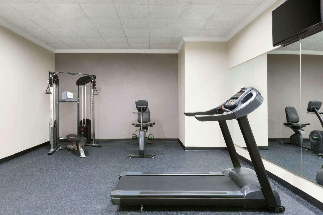 Baymont By Wyndham Florence Cincinnati מראה חיצוני תמונה